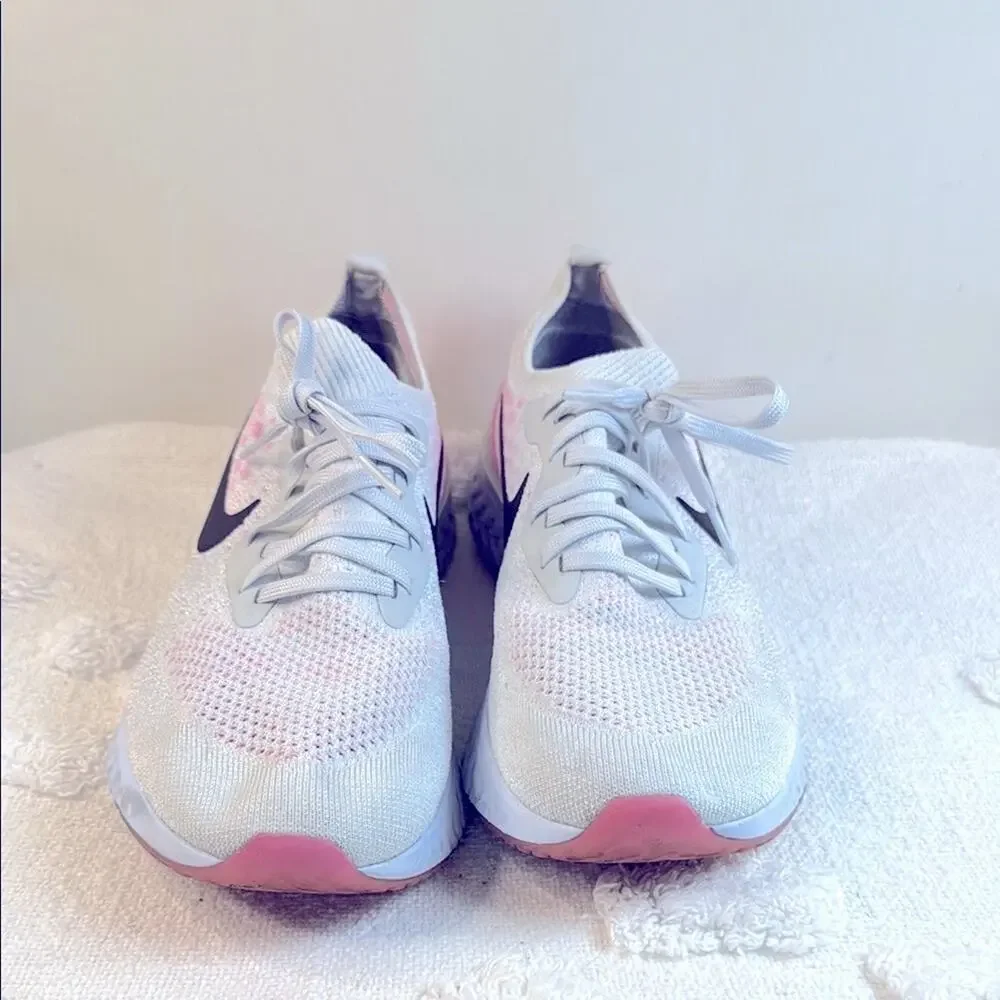 Nike Epic React Flyknit Women's Size 10